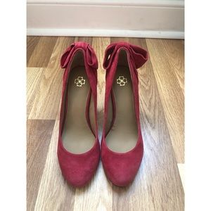 Ann Taylor Red Bow Heels